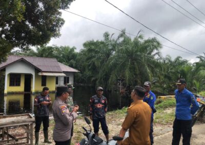 PEMERINTAH DESA SEPAHAT LAKUKAN PENINJAUAN DAN PENDATAAN RUMAH TERDAMPAK BANJIR