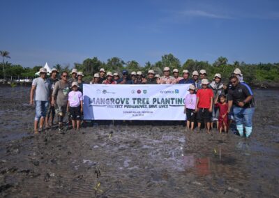 MANGROVE TREE PLANTING “PROTECT MANGROVES, SAVE LIVES” WUJUD NYATA PELESTARIAN LINGKUNGAN DI DESA SEPAHAT